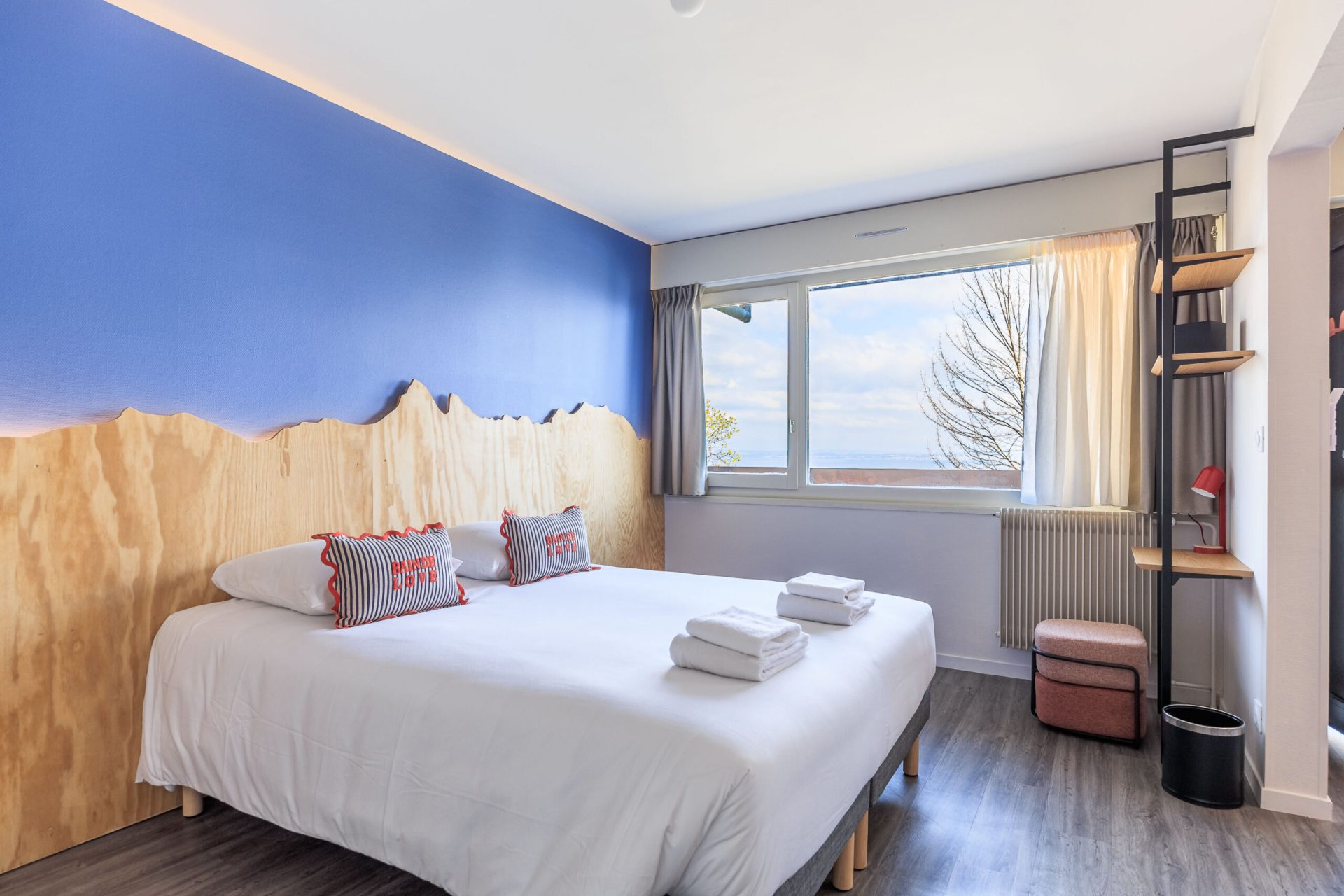 Side Lake Hostel Evian